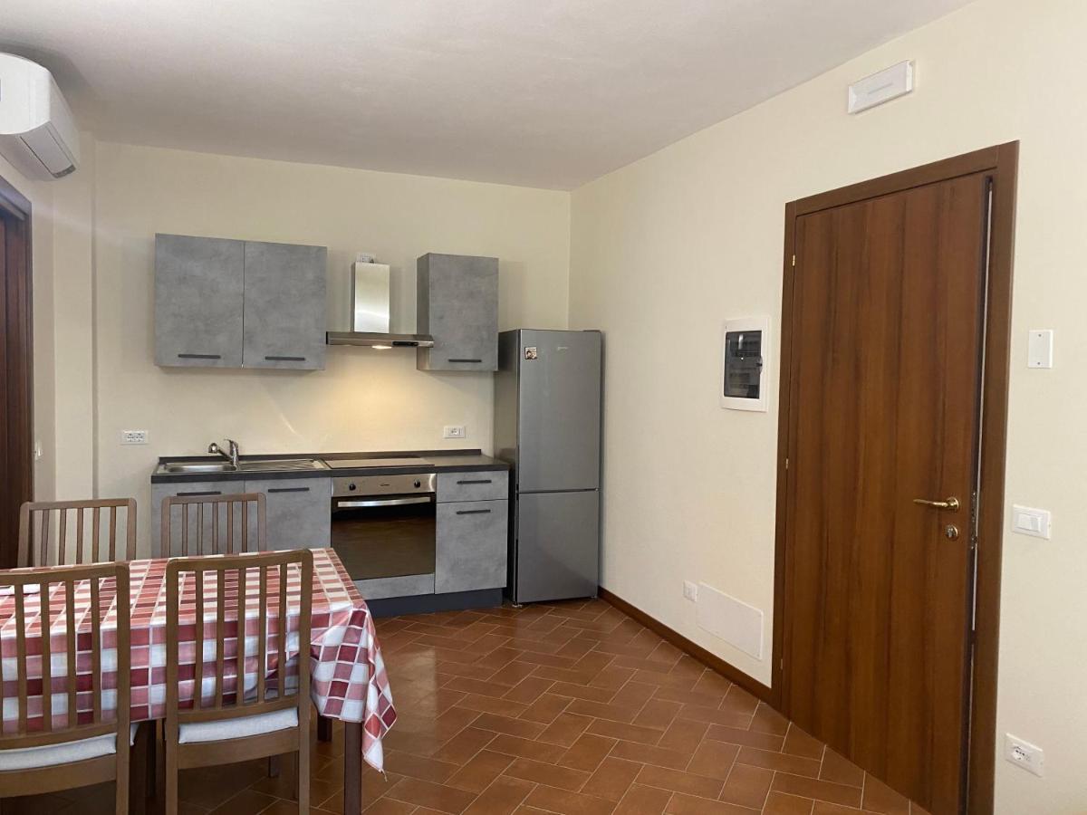 Апартаменти Residenza Cipressi E Olivi Верона Екстер'єр фото